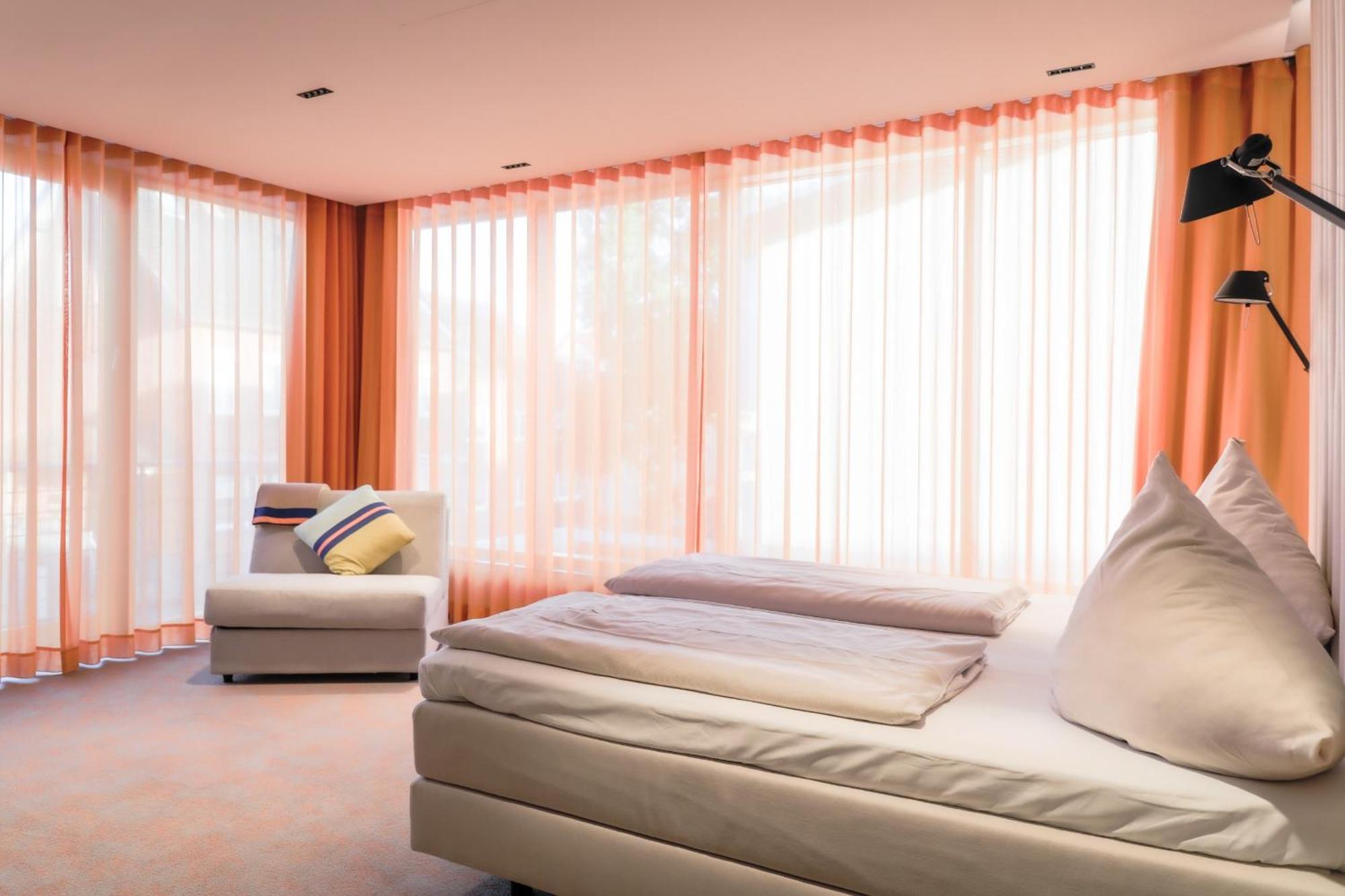 Art Hotel อาห์เลน ภายนอก รูปภาพ