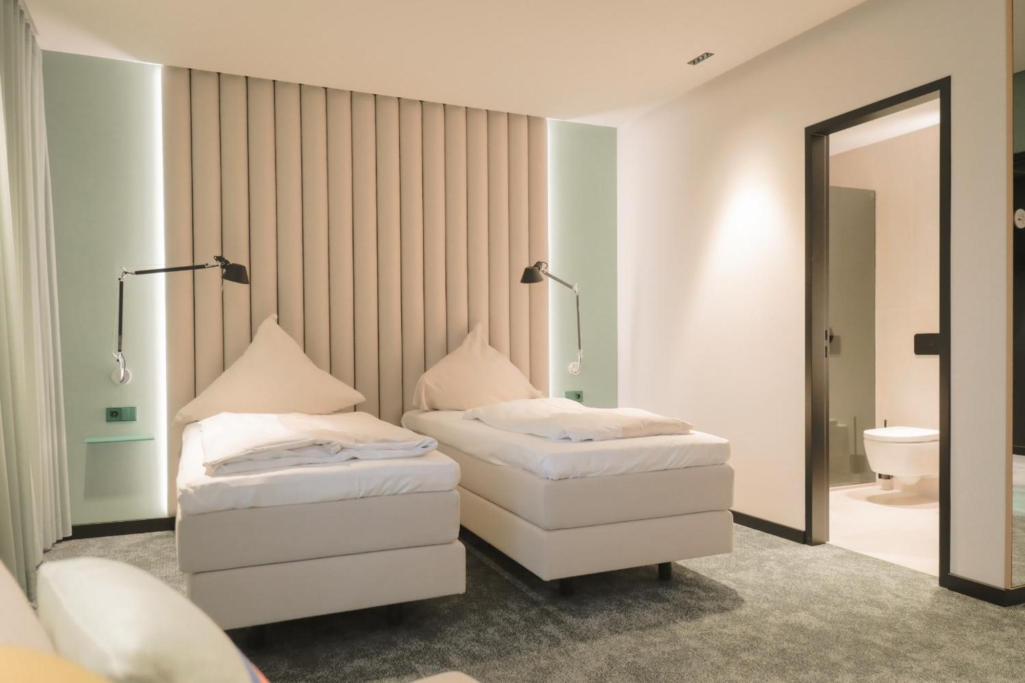 Art Hotel อาห์เลน ภายนอก รูปภาพ